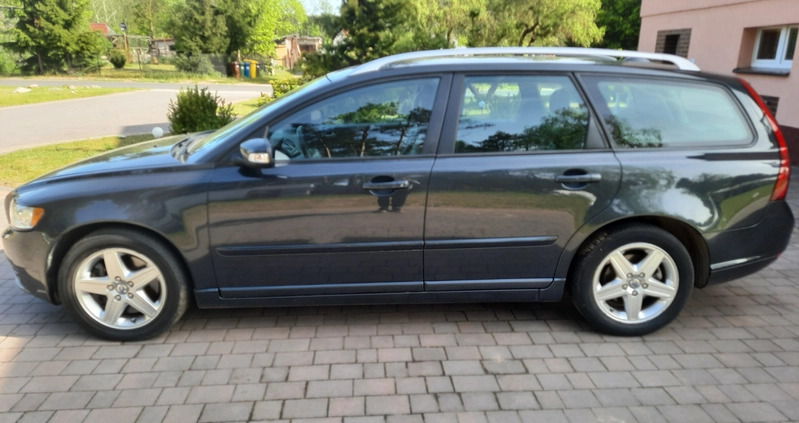 Volvo V50 cena 15500 przebieg: 236000, rok produkcji 2008 z Dobrzyń nad Wisłą małe 407